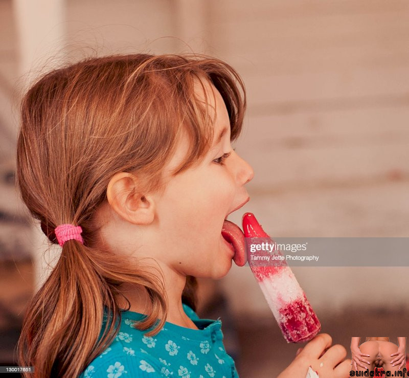 immagini licking fotografie och a girl licking another girl