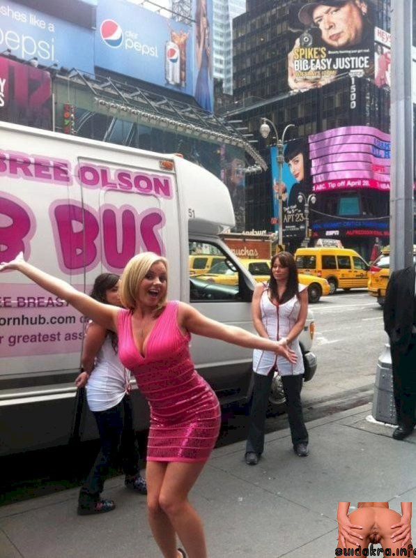 squirting in bus porn olsen olson teaches bree handle cancer boobs photobombs boob tuttle