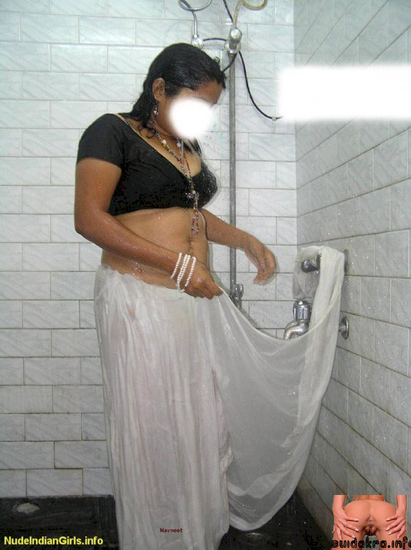 wear village desi saree wife sex bath