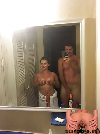 vacation couples selfie stick