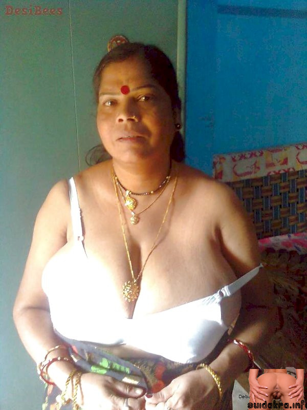 aunty blouse mature saree bhabhi