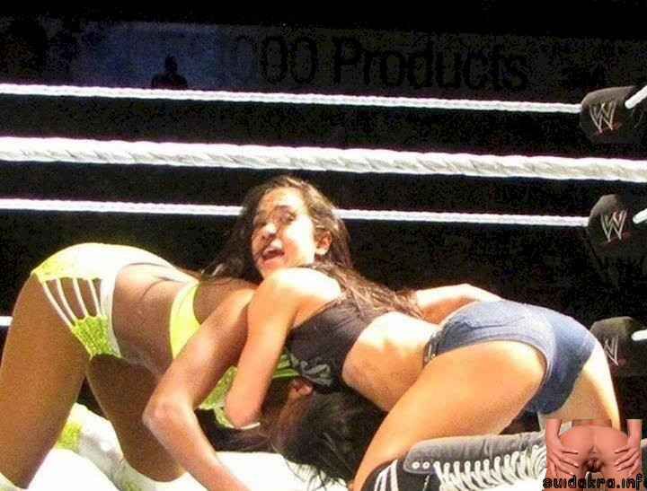 ass naked wwe booty summer diva shots rae aj lee ass porn