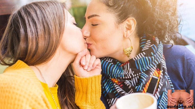 lesbians lesbian learn already study rings straight kissing fluidity pinknews