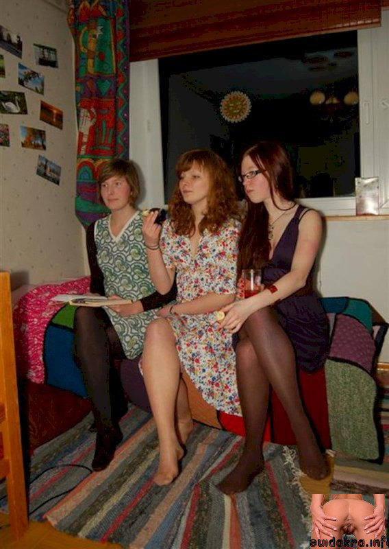 nude teen party pics pantyhose skirt heels tights amateur friends teen candid seductive