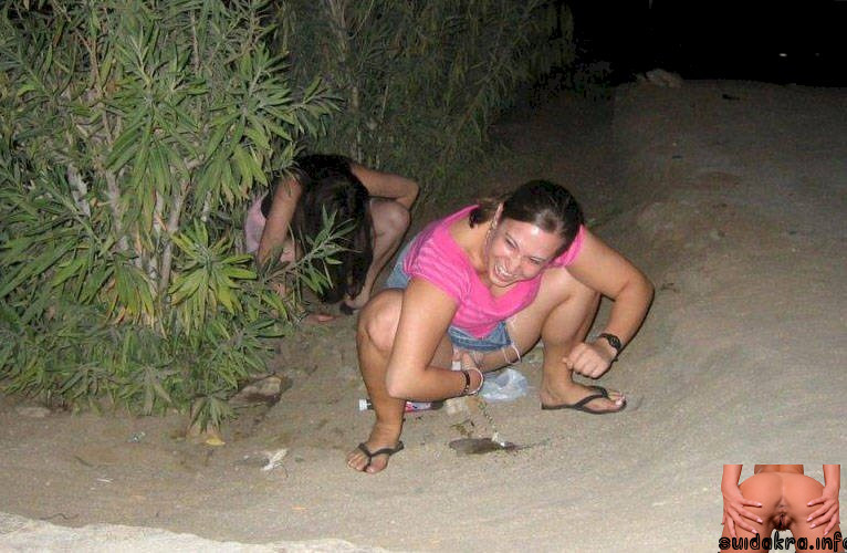 situacion pretty peeing pissing distance urination teen outdoor panties hairy fetish amateur piss ladies are drinking piss outdoors