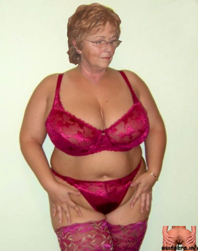 mom bra granny ladies voluptuous older curves womens bikini hot eighteen year old cocks hips mature woman lingerie oma nylons