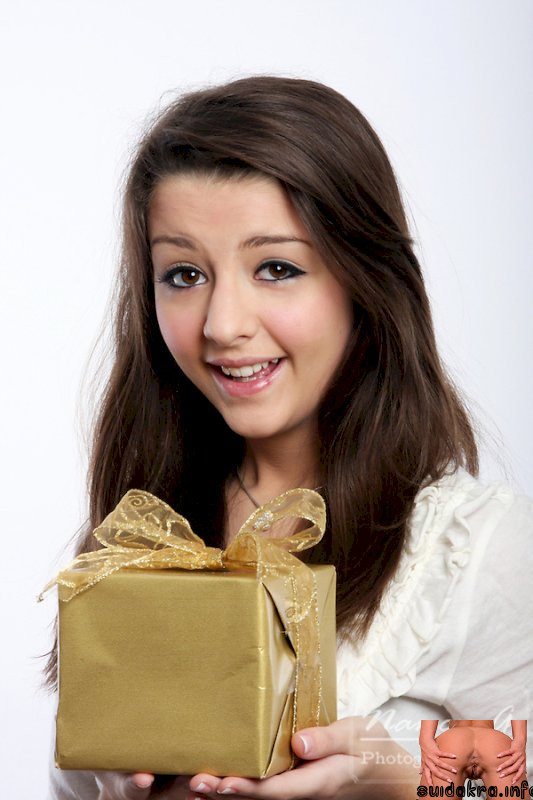 teen box surprise innocence happy wishes surprised woman innocent young 1393 teen inocent xxx smile cute lady birthday teenager adorable sweet unknown