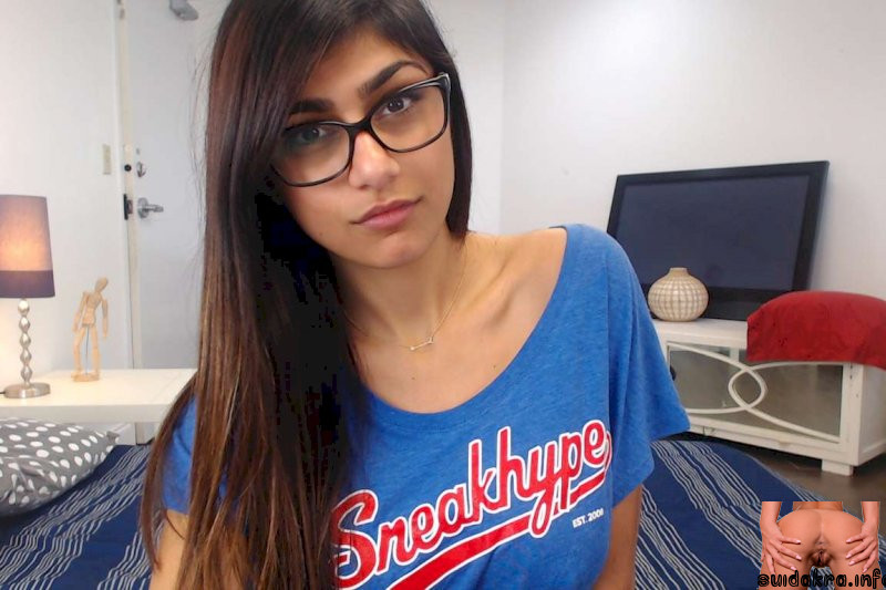 hd khalifa sex cribs mia khalifa pornstar glasses lebanese star miakhalifa