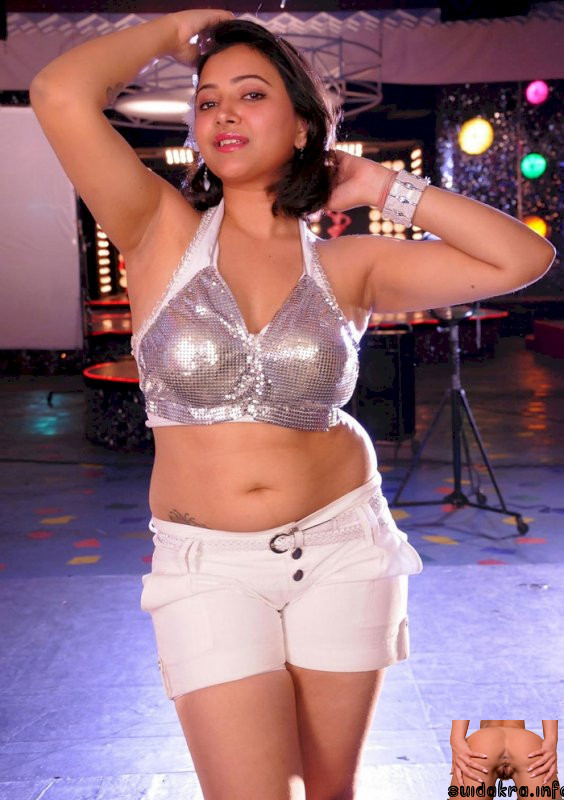 swetha basu prasad nude videos hd prostitution songs shweta movie stills scandal movieraja telugu indiatimes navel movies nandini chandra biography actress