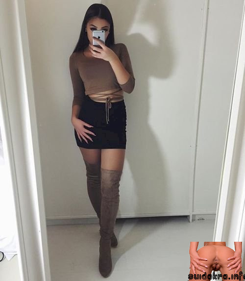 selfie bare madeline mercedes skirt knee party milf tumblr tan club instagram pantyhose mirror outfit legs boots winter