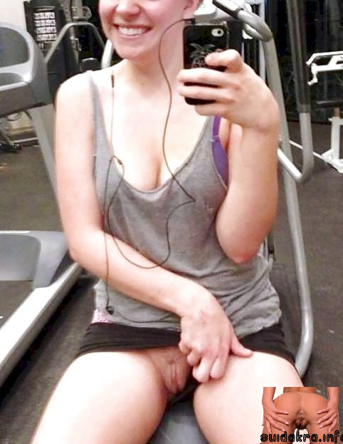 gym pussy flash