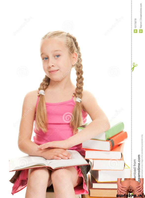 sitting books little naked school girl pussy