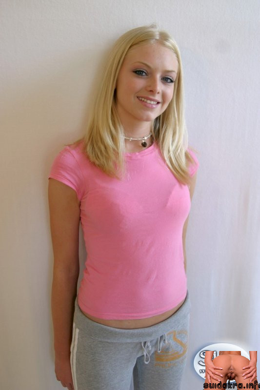 up close tight teen blonde skye cute pink super shirt young pussy pants sweet naked grey sweat pretty tee poses smiling anime pink