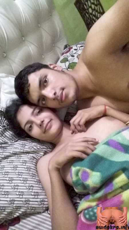 indian hot couple sex video having xhamster naked indian unseenmms bed desi couple young